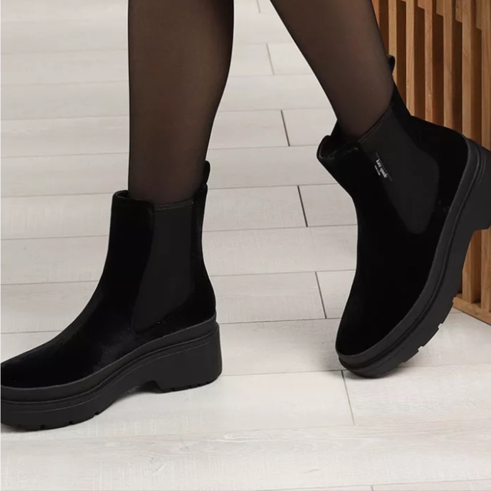 Kate Spade New York Winnie  Black Velvet Chelsea Boots MSRP $248 11 Medium New - Picture 9 of 10